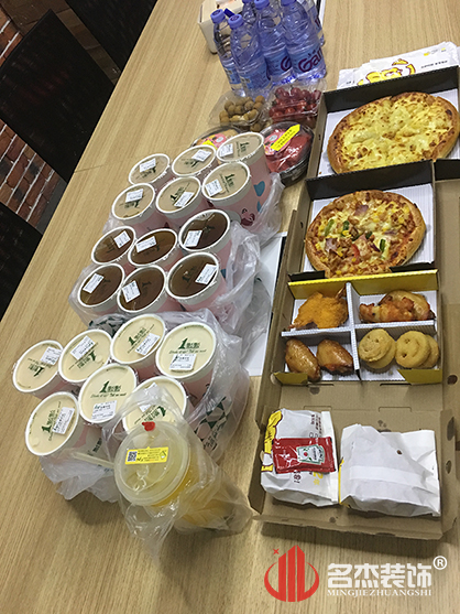 是什么样的装修设计公司能让质料商准备下昼茶的？？？