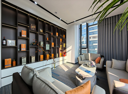 空间毗连信息｜一米投资信息咨询新办公室焕新交付